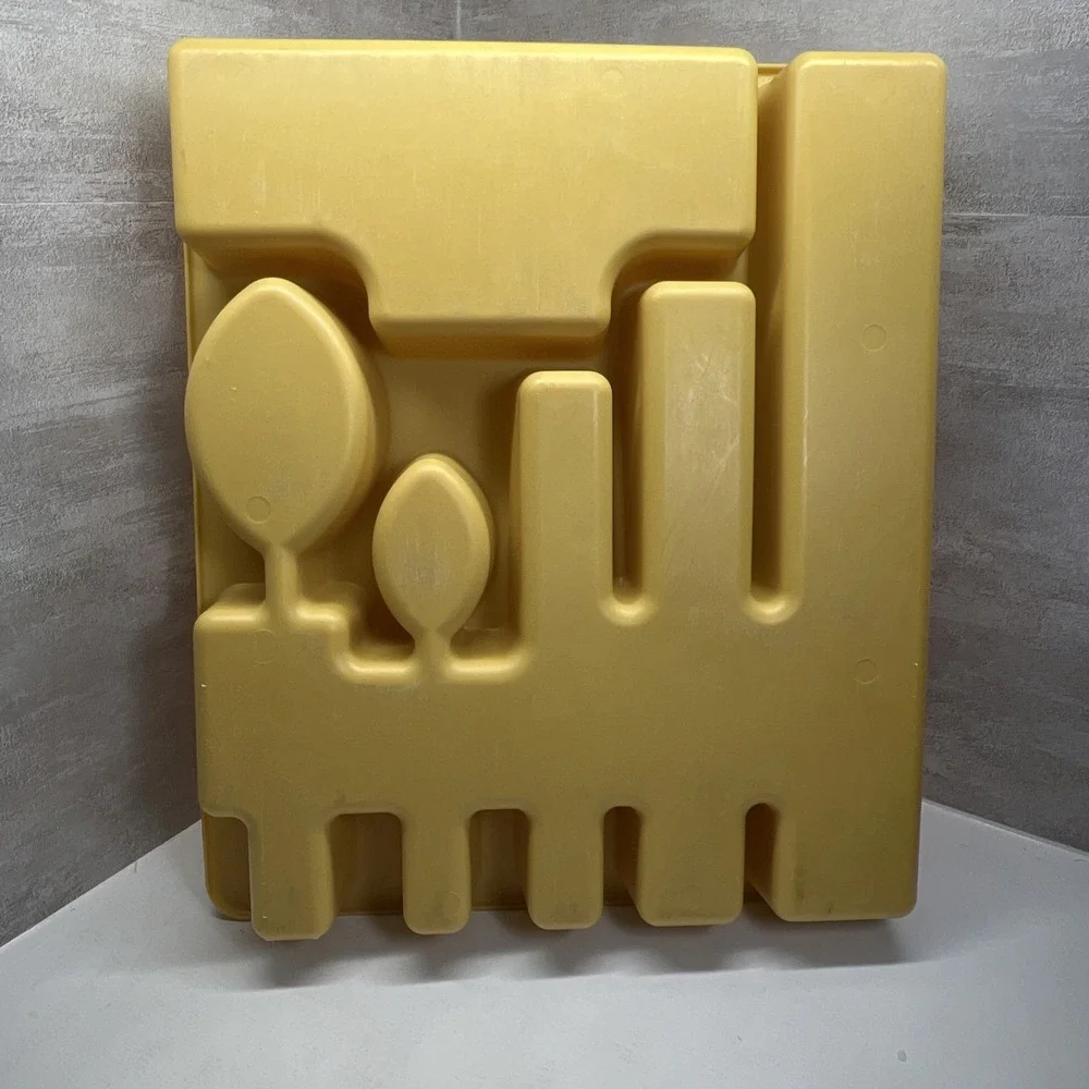 VTG Rubbermaid Gold Yellow Utensil Flatware Silverware Drawer Organizer See Desc